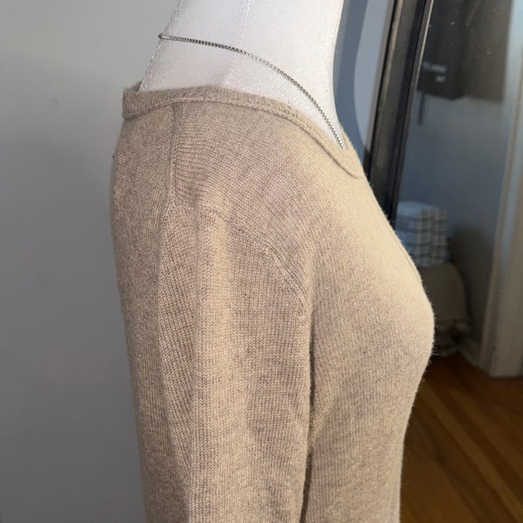 NWT Philosophy Dane Lewis 100% Cashmere Light Beige Crew Neck Sweater - Picture 5 of 11